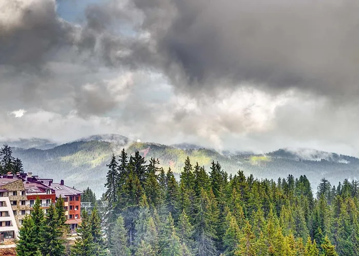 Alpine Comfort At Grand Monastery Apartamento